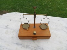 Ancienne Balance de précision à Trébuchet, complète avec série poids (Vers 1950)