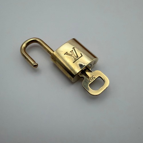 Cadenas louis vuitton doré - cadenas,