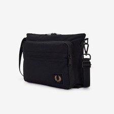 Fred Perry Nylon Badge