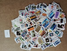 france . lot   autoadhesif .400 timbres tous differents .+ de 30 series complete