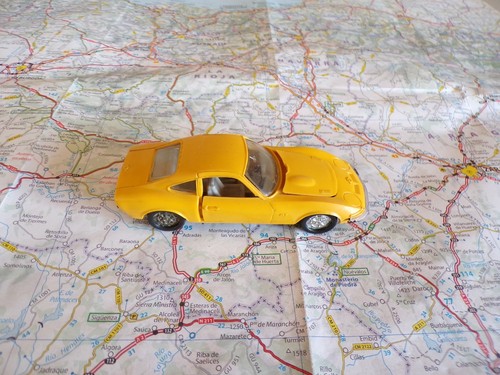 Opel 1900 jaune orange - opel,