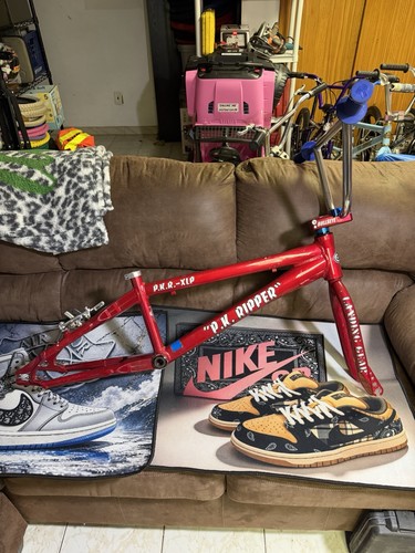 Ripper retro rare frame - p.k,