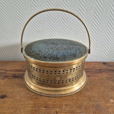 Ancien chauffe-pieds en laiton