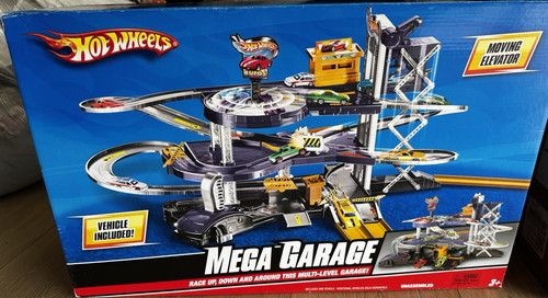 Hot wheels mega garage 64 - wheels,