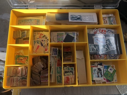 Lot timbres divers - lot,