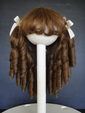 PERRUQUE chatain pour poupée en Cheveux naturels Taille 14 ( 43 cm - 17")