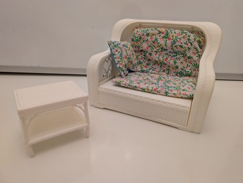 1989 barbie cottage furniture - 1989,