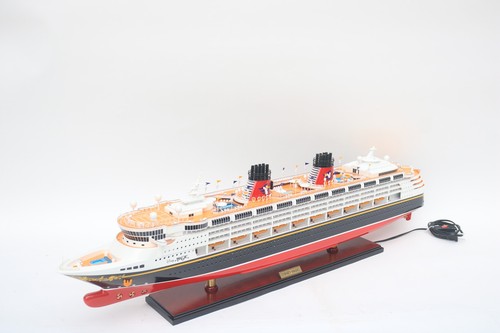Bateau croisière bois - de,