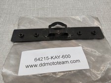 Support supérieur s'auvent