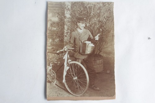 Ancienne photographie facteur - ancienne,