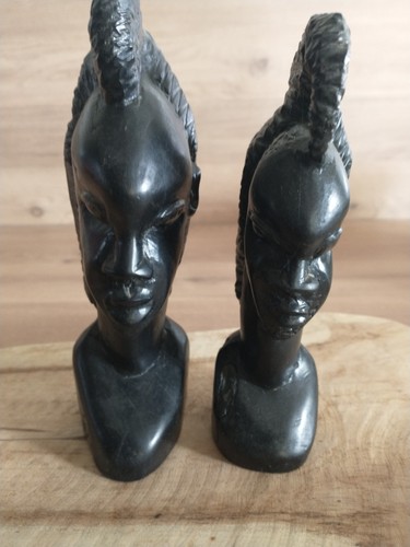 Joli couple deux bustes en - couple,