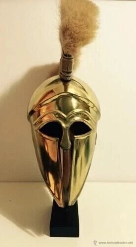 Casque médiéval spartiate