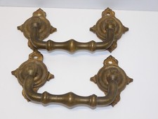 -2 ANCIENNES POIGNEES BRONZE