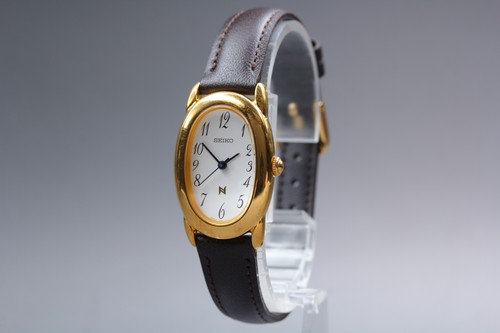 Presque comme neuve montre - comme,