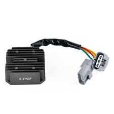 Régulateur de tension pour