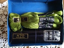 Mercerie ancienne - Échevettes coton à broder N° 25 DMC - Coloris 470 avec boîte