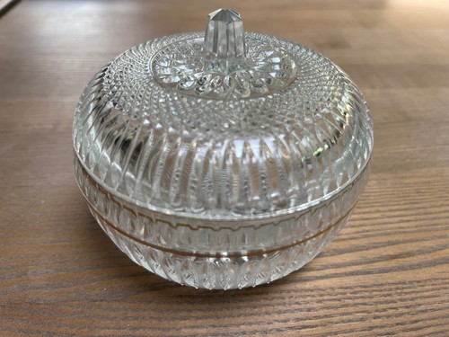Pot récipient ancien - pot, pour