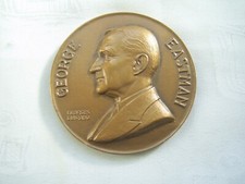 GROSSE MEDAILLE EN BRONZE SIGNEE  GEORGES GUIRAUD