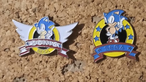 Pin sonic sega console - 2,