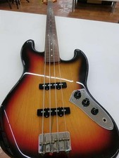 (Fender Japan) Guitare basse