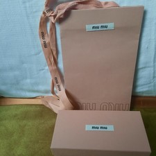Boite vide à lunettes MIU MIU