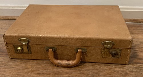 Vintage hard shell leather - vintage,