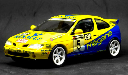 Fujimi renault megane coupe - megane,