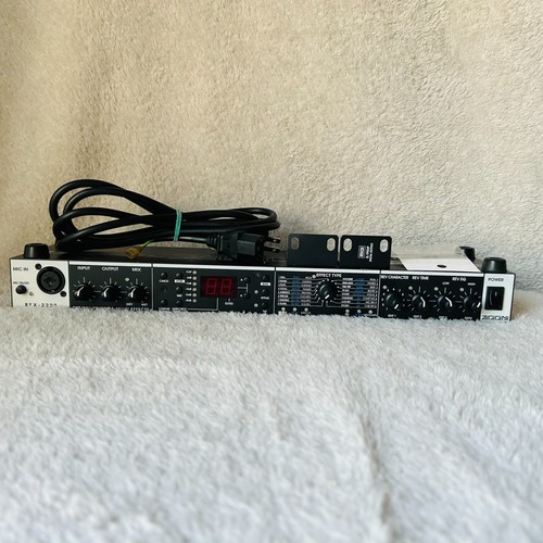 Zoom rfx 2200 digital - zoom, reverb