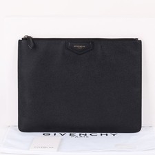 Givenchy Clutch Antigona