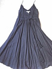 Une Robe Diane Von Furstenberg T: 38/40