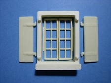 FENETRE  COMPLETE   CHATEAU  FORT  FERME  STARLUX   HOTTE  AUX  JOUETS   VROOM