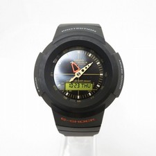 Montre à quartz numérique