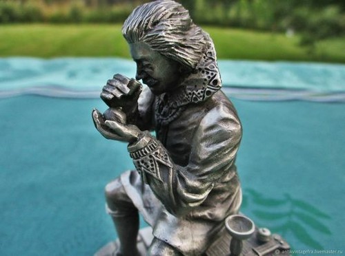 Figurine ancienne miniature