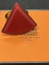 Excellente bague écharpe