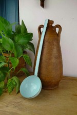 Louche Ancienne en Métal Émaillé Bleu Pastel - 37cm - Bon État