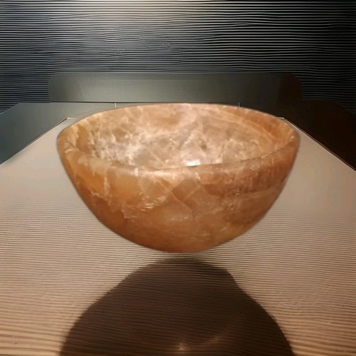 Très ancien bol - très, en