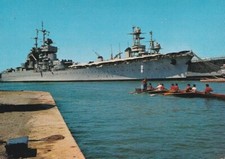 CPA 83 Port TOULON Cuirassé