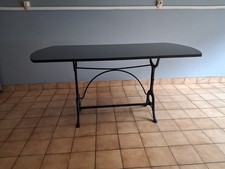 Table fer forgé plateau