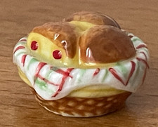 Fève Panier Pain au Confiture