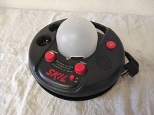 Rallonge, enrouleur de 5m câble électrique SKIL Lampe + Radio FM/AM