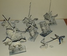 Warhammer lot 7 figurines cavaliers Elfes plastique