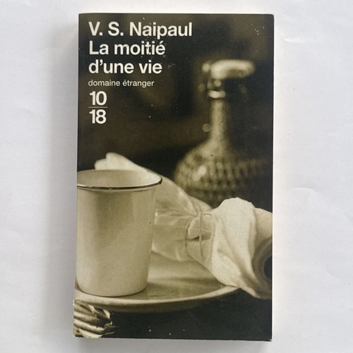Livre poche moitié une - livre,