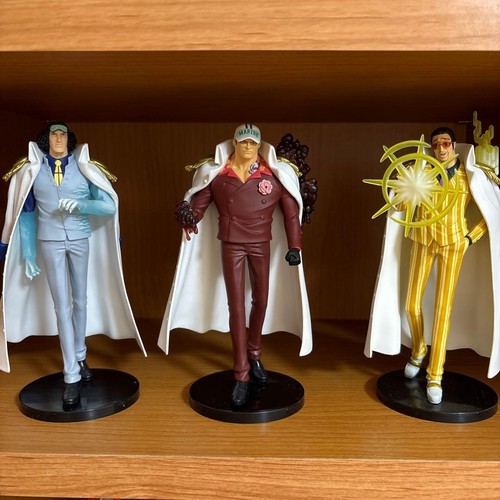 Ensemble figurines one - ensemble,