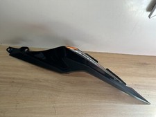 UNE COQUE CARENAGE ARRIERE