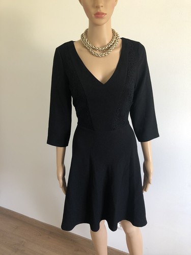 Robe noire neuve avec dentelle - neuve,
