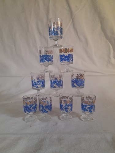 Lot verres a - a, pied