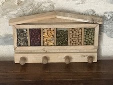 Accroche-torchons quatre patères, en bois, « épices sous verre »