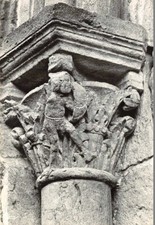 Montceaux-l'Étoile - Eglise romane - détail du chapiteau