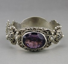 BEL IMPORTANT BRACELET ANCIEN BERBERE EN ARGENT MASSIF et Améthystes taillé