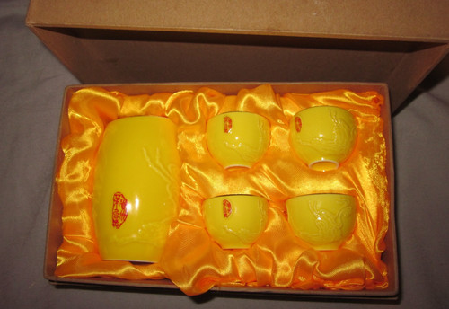 Service liqueur kwechow - a,